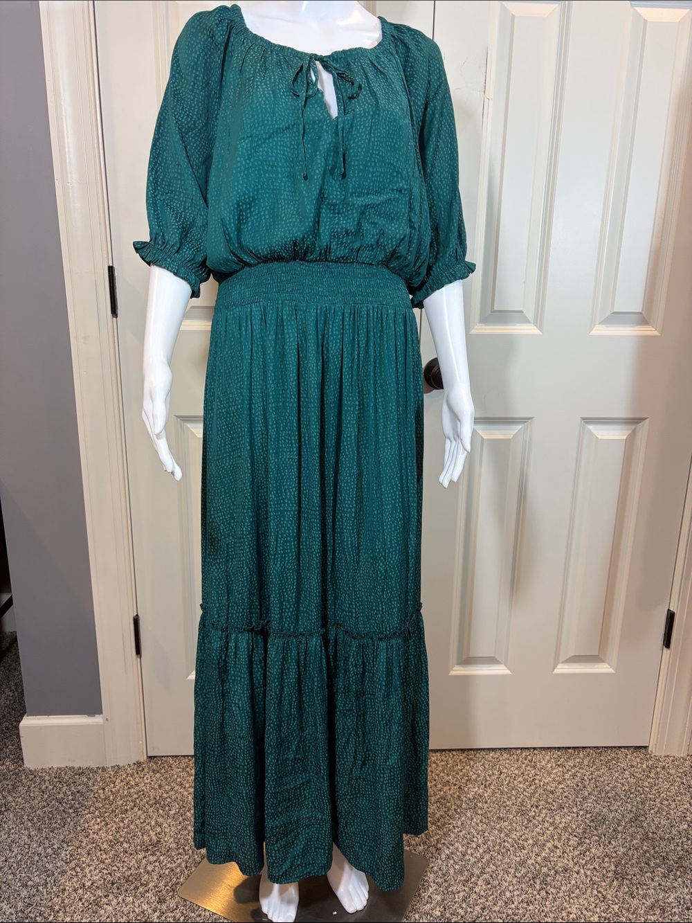 On 34th size large Maxi Dress with Smocked Waist